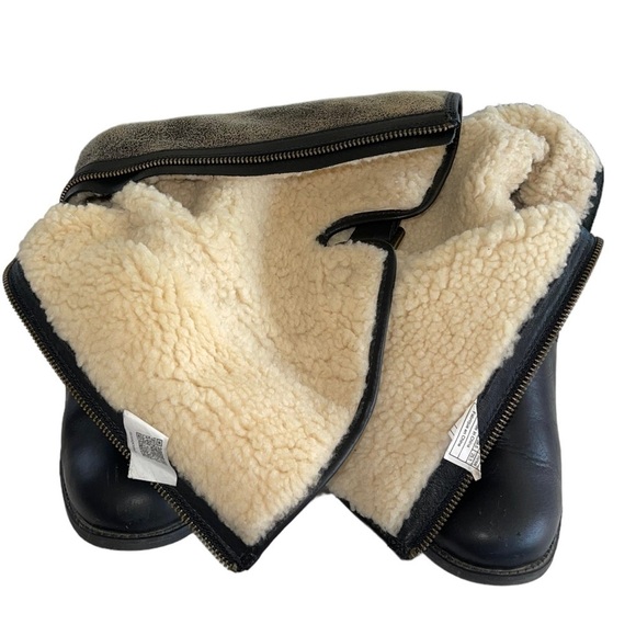 UGG Chancery Black Bomber Stout Biker Boots. Size 8.5 GUC - Picture 12 of 14